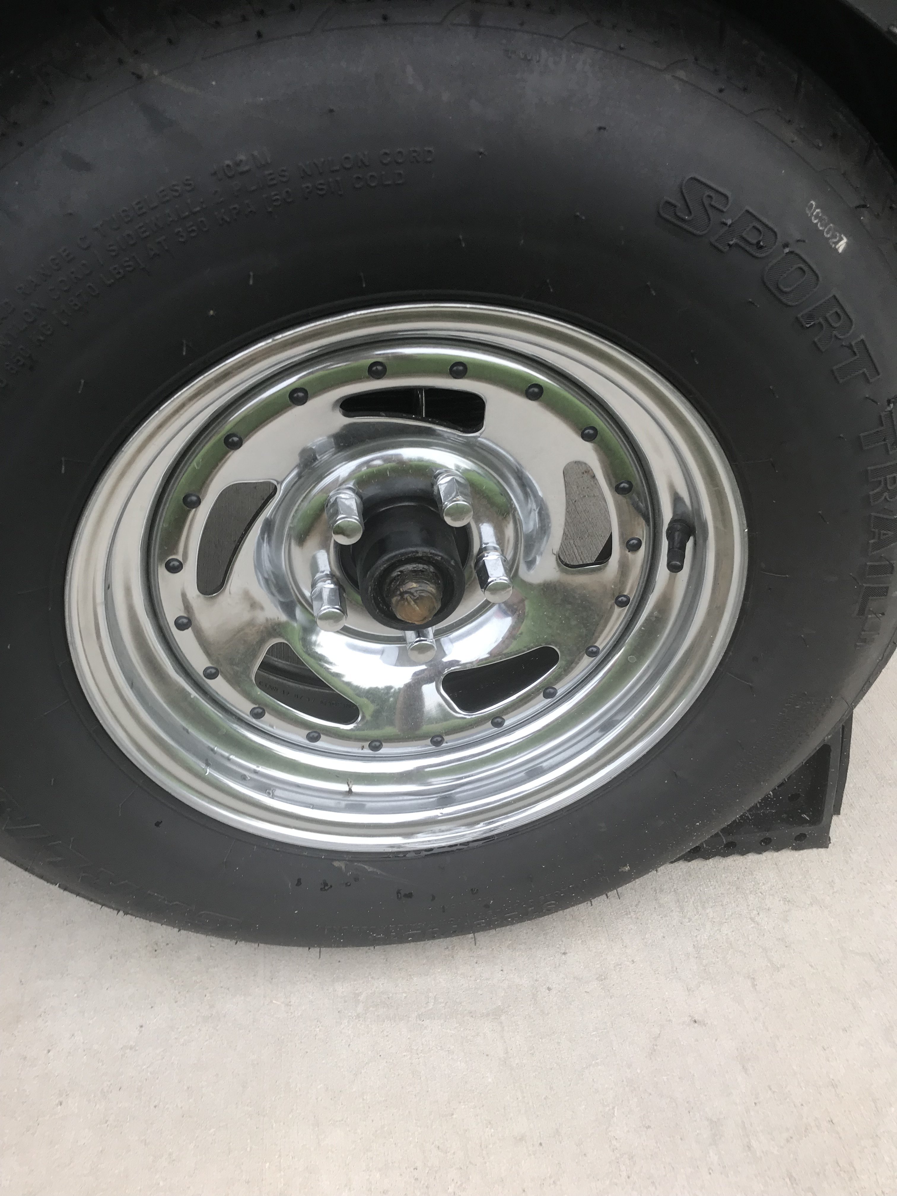 1 Tire Without Cap
