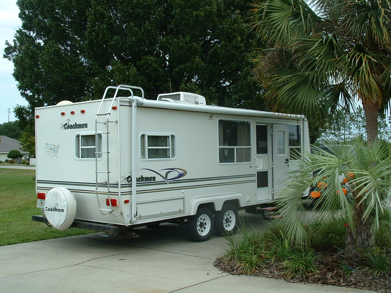 Coachmen Trailer