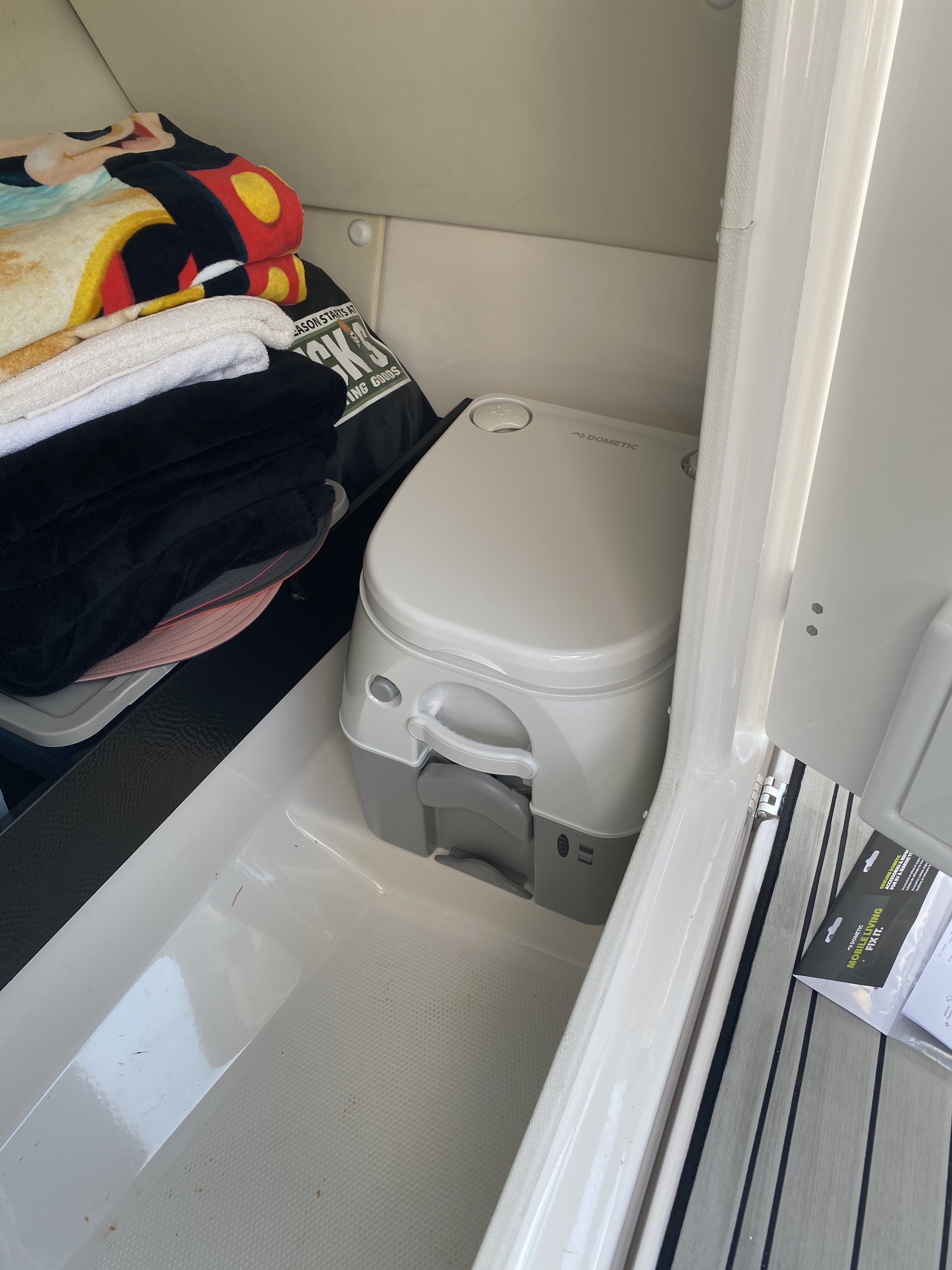 Porta Potty The World's Largest Jet Boat Forum!