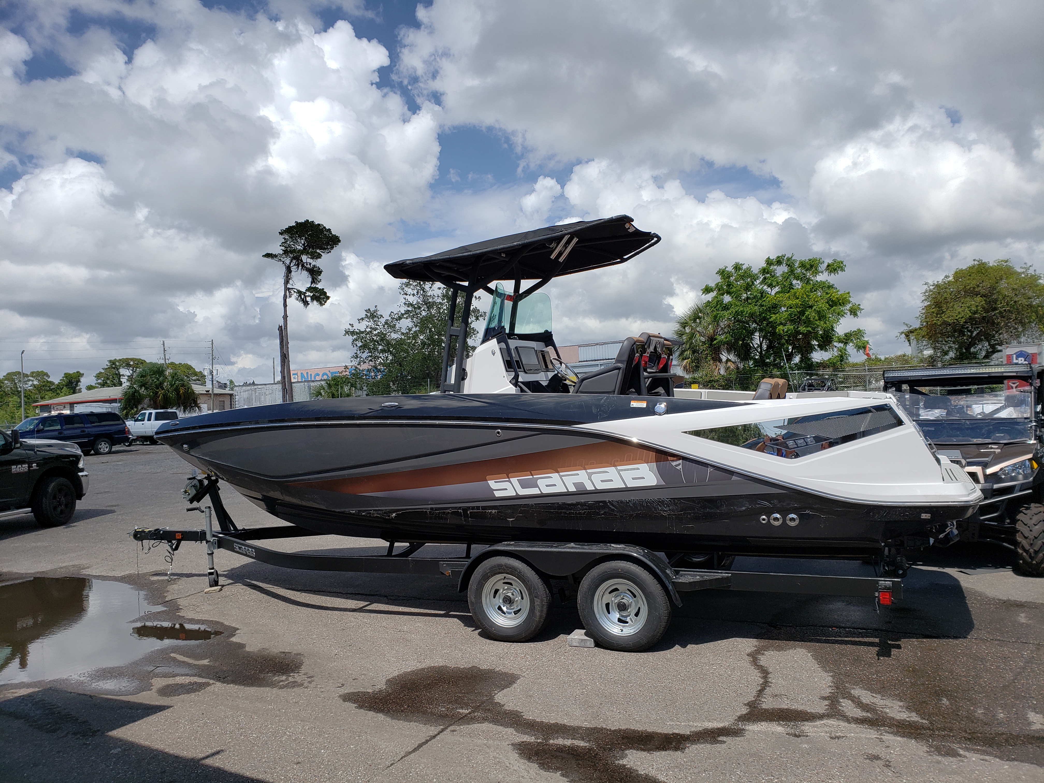 Scarab 255 Open - Side