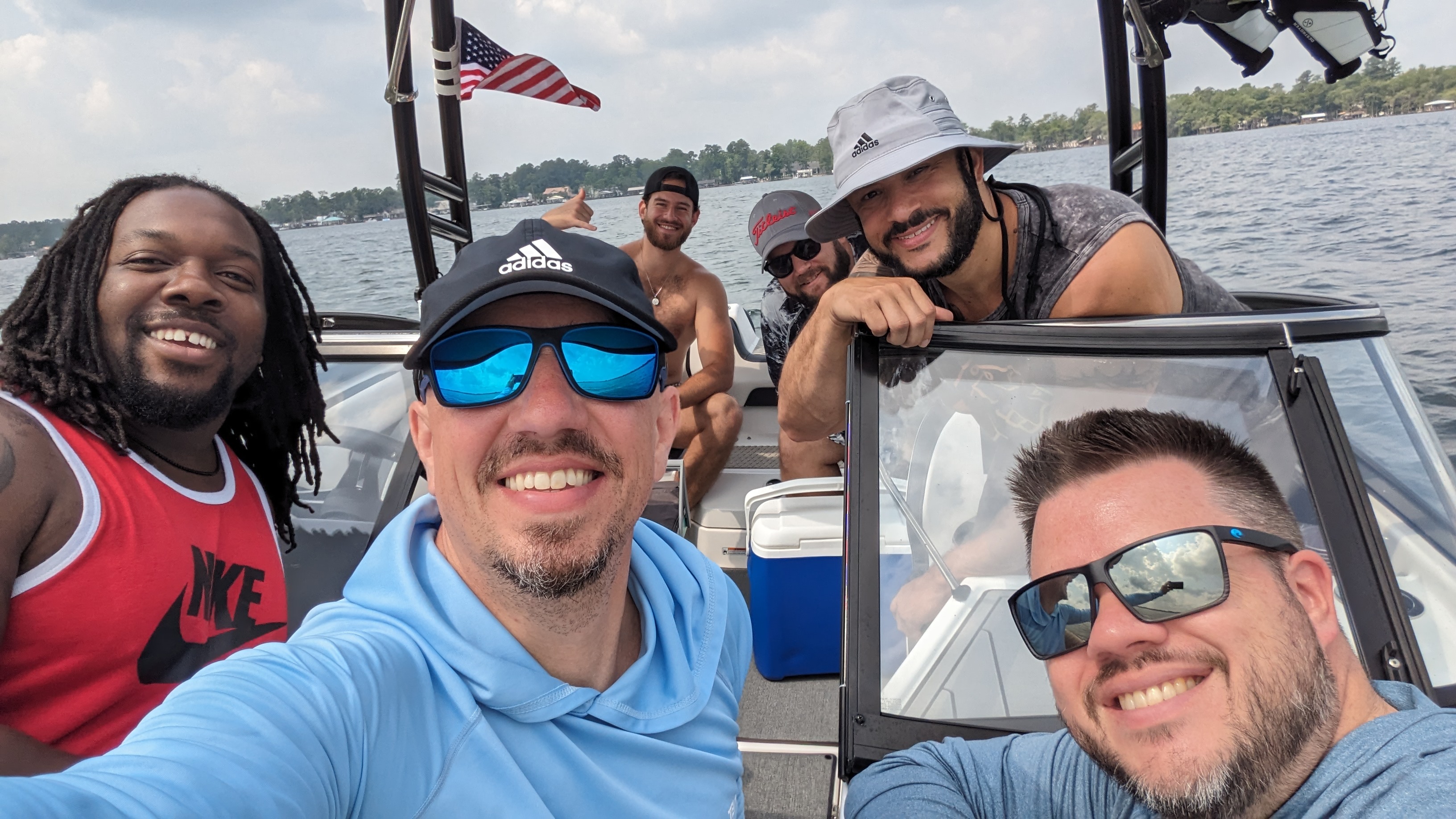wayyyyy too many dudes on the boat
